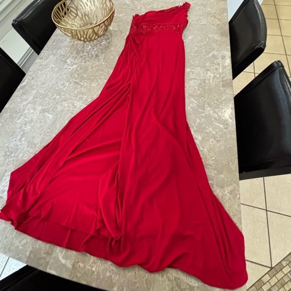Beautiful Red Long Sequin Formal Dress One Shouldered - Picture 1 of 5